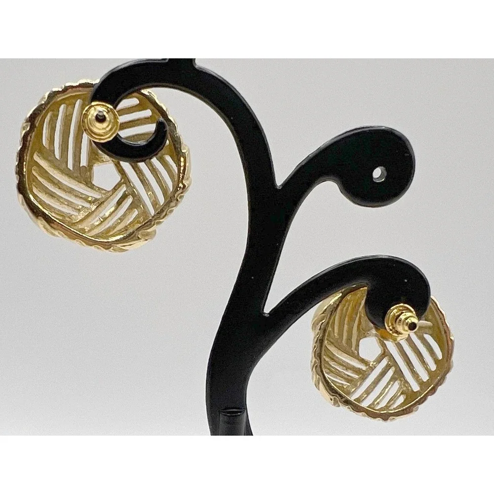 Vintage Gold Tone Knot Stud Earrings Ribbed Textured Classic‎ 1 Inch
